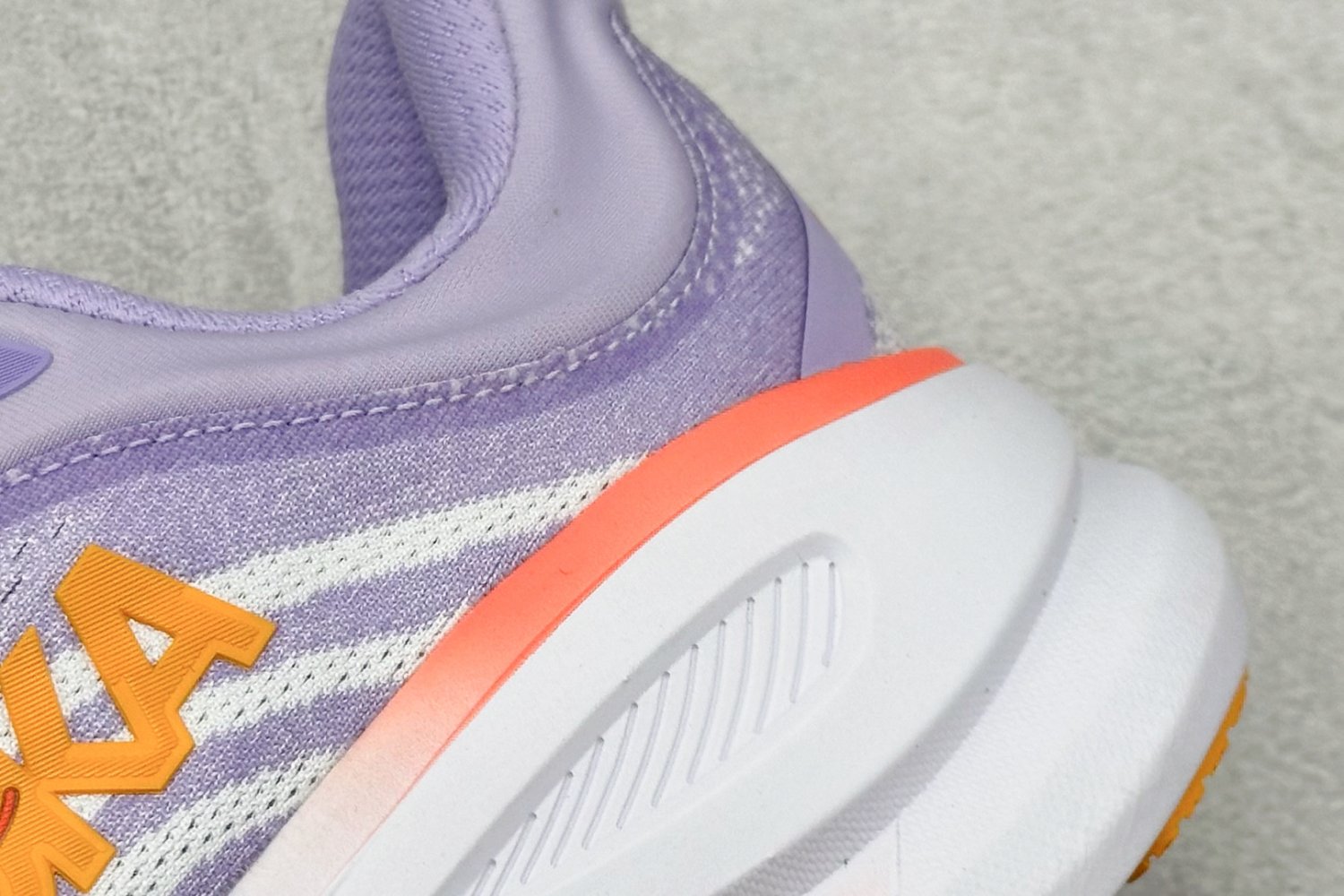 Кроссовки HOKA ONE ONE Bondi 9 фото 9