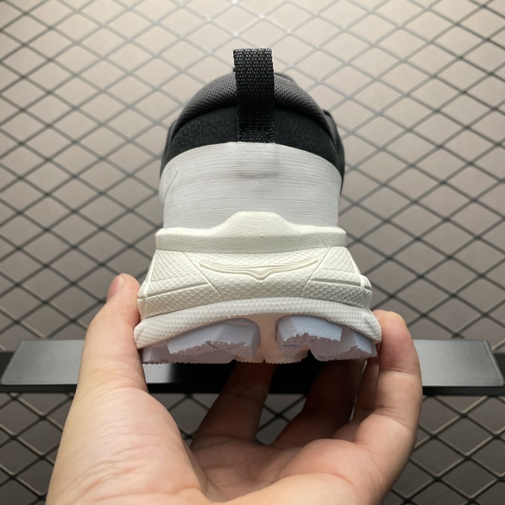 Sneakers Hoka One One Tor Summit фото 2