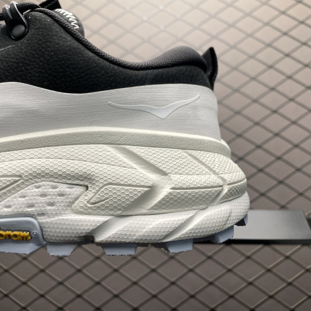 Sneakers Hoka One One Tor Summit фото 4