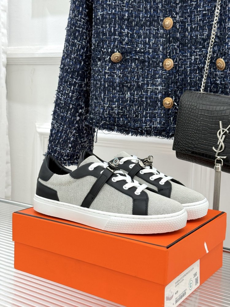 Кросівки Kelly жіночі