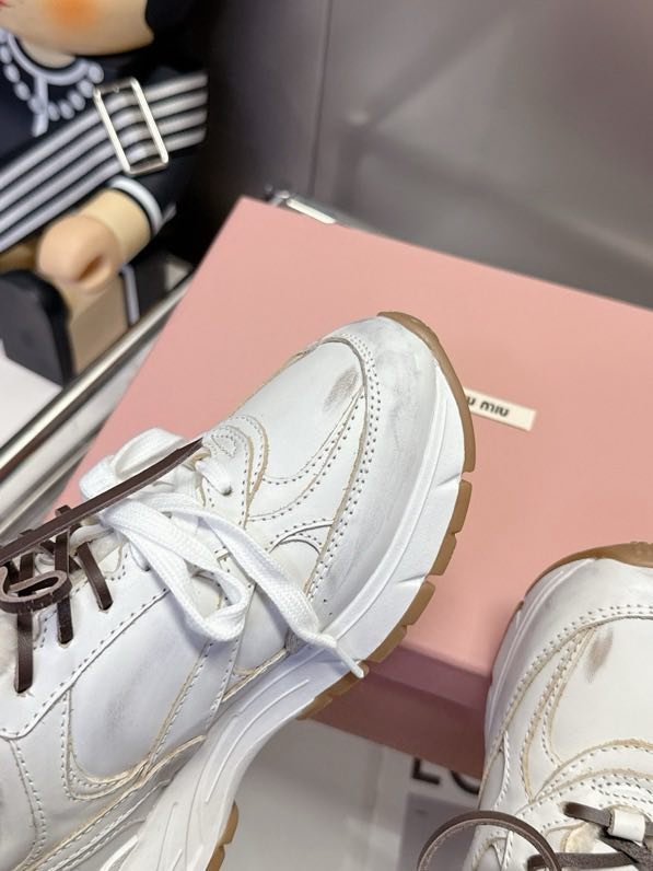 Кросівки шкіряні на хутрі фото 5