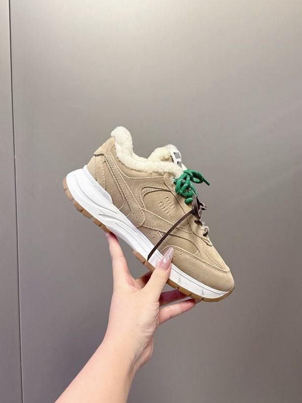 Кросівки шкіряні на хутрі фото 5