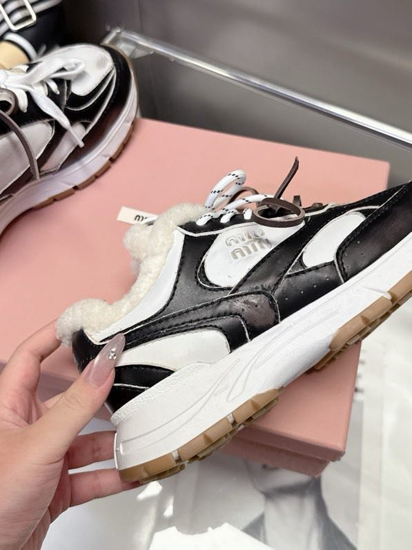 Кросівки шкіряні на хутрі фото 7