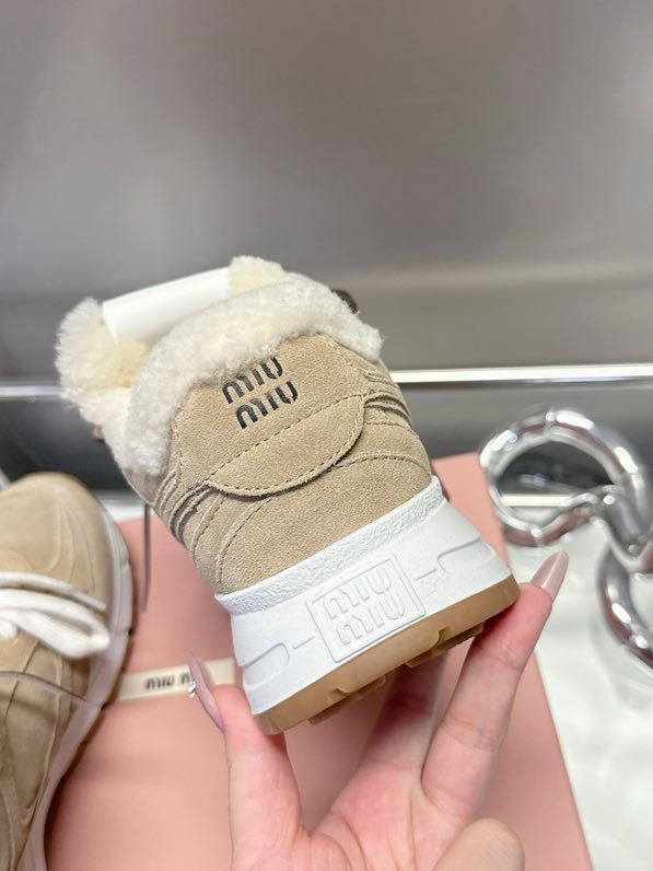 Кросівки шкіряні на хутрі фото 7