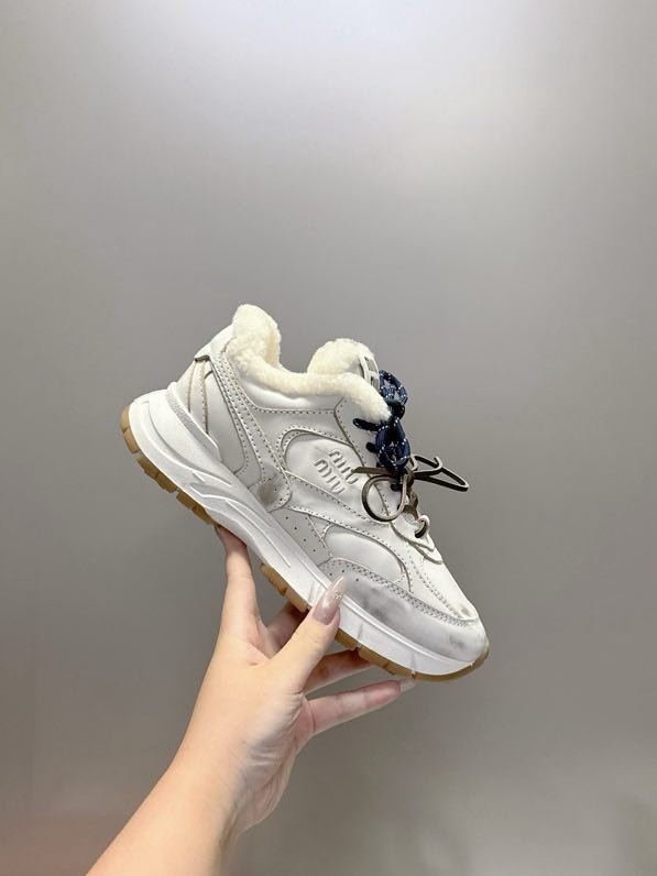 Кросівки шкіряні на хутрі фото 8