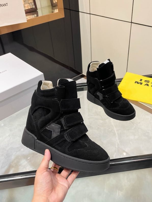 Кроссовки кожаные на танкетке фото 3