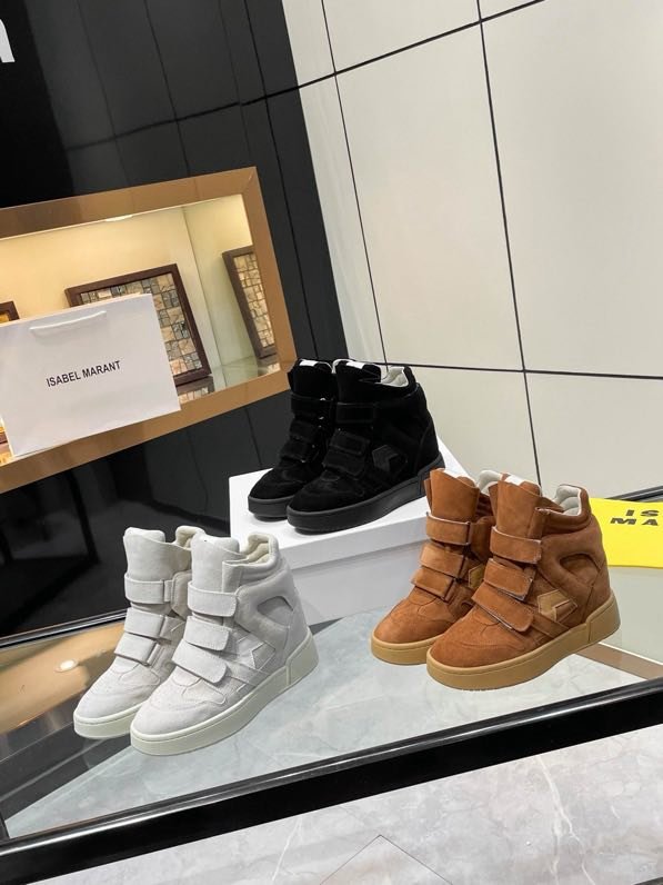 Кроссовки кожаные на танкетке фото 4