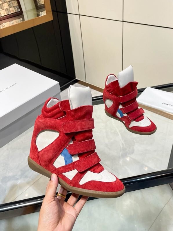 Кроссовки кожаные на танкетке фото 5