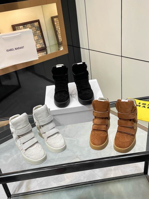 Кроссовки кожаные на танкетке фото 6