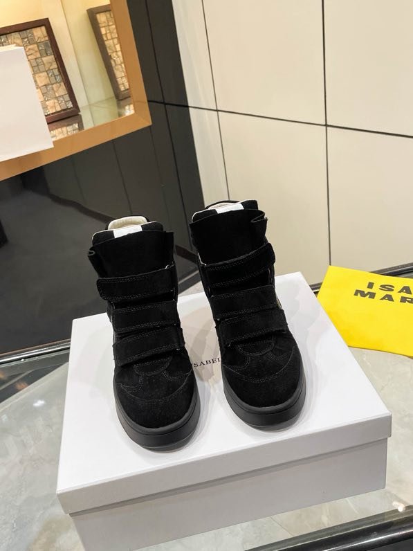 Кроссовки кожаные на танкетке фото 6