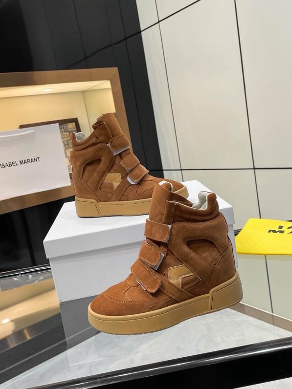 Кроссовки кожаные на танкетке фото 7