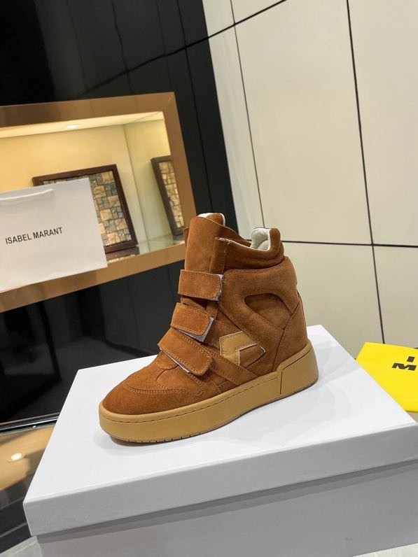 Кроссовки кожаные на танкетке фото 8