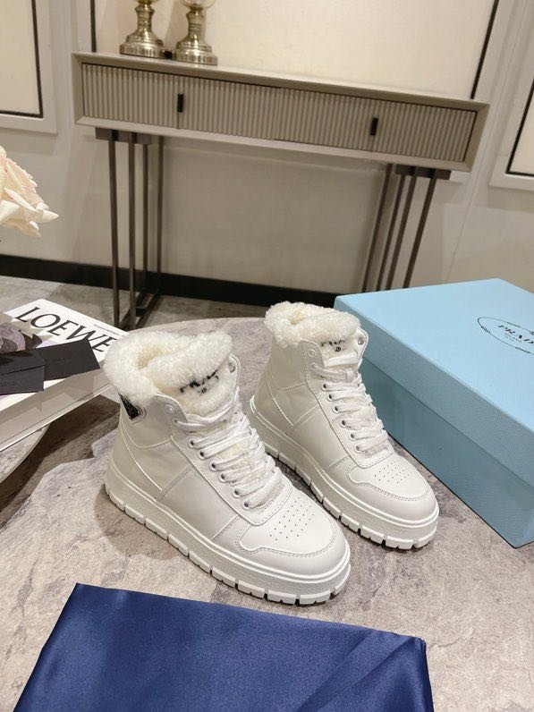 Кроссовки кожаные женские на меху фото 2