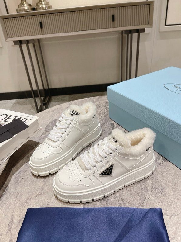 Кроссовки кожаные женские на меху фото 4