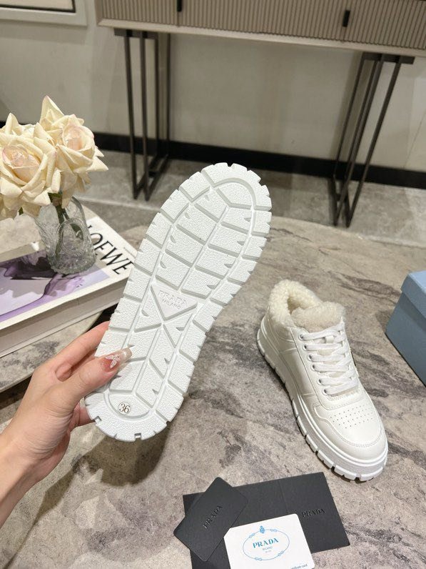 Кросівки шкіряні жіночі на хутрі фото 6