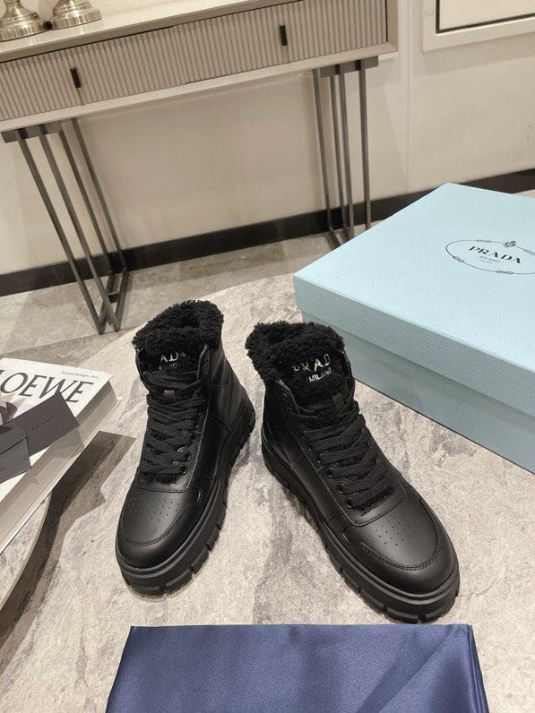 Кросівки шкіряні жіночі на хутрі фото 7