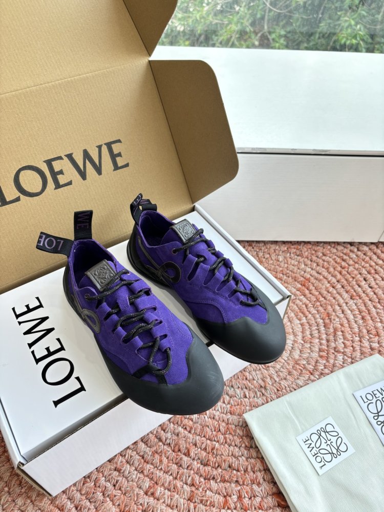Кроссовки LOEWE Grip женские