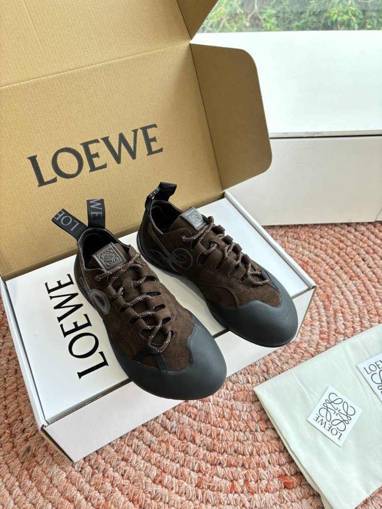 Кроссовки LOEWE Grip женские