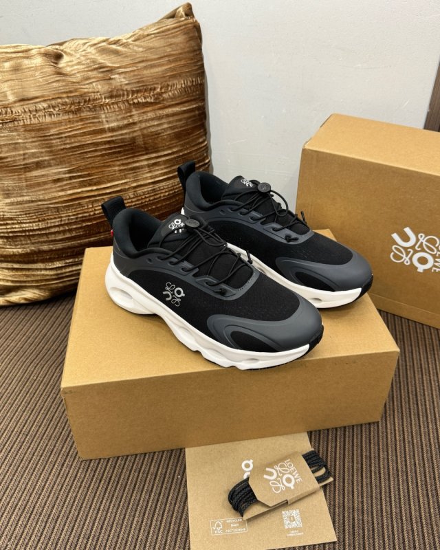 Кроссовки LOEWE x ON Cloudsolo