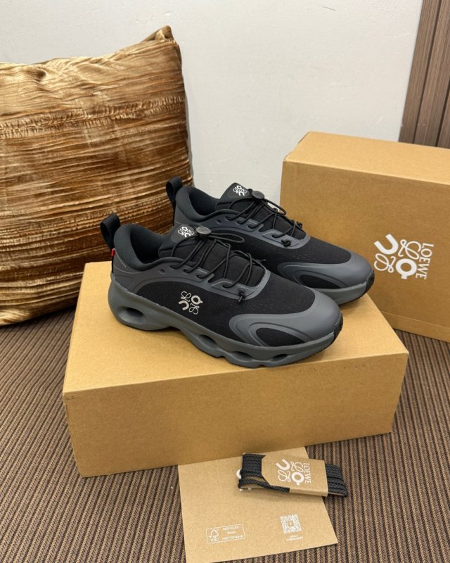 Кроссовки LOEWE x ON Cloudsolo