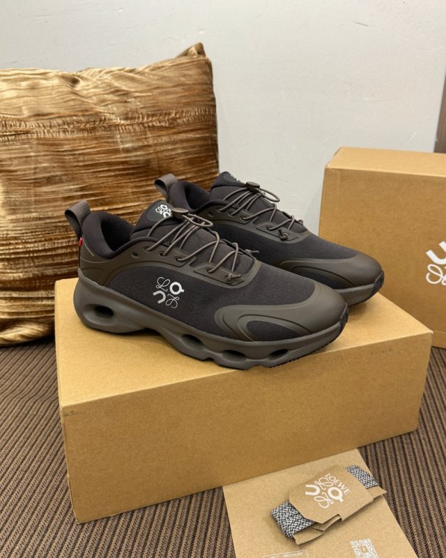 Кроссовки LOEWE x ON Cloudsolo