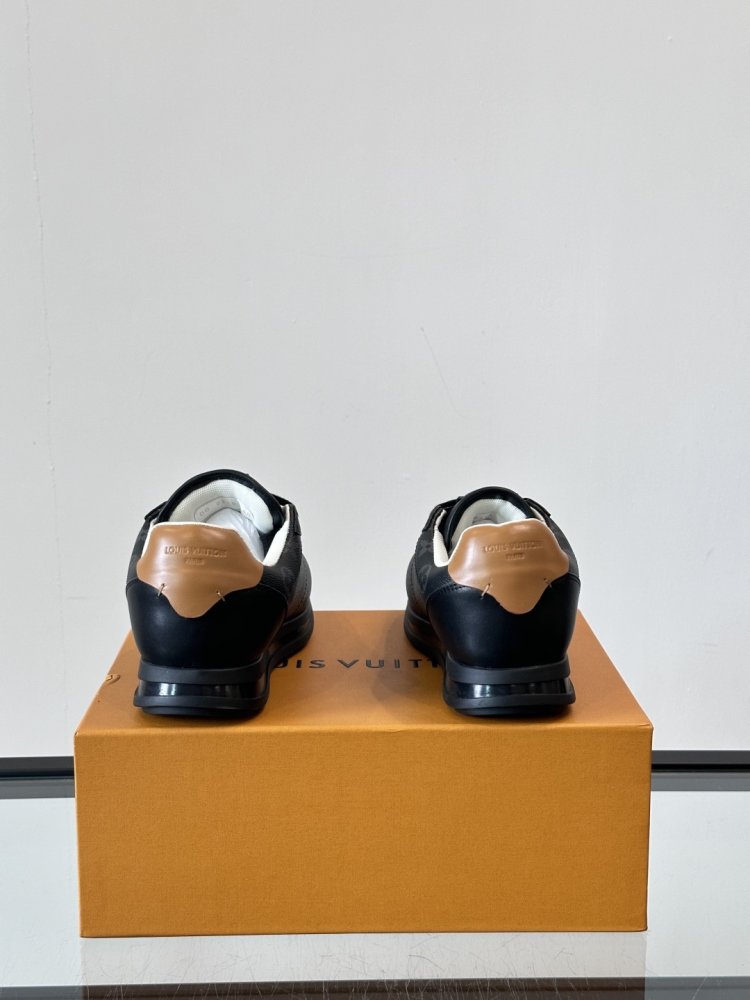 Кроссовки LV BUTTERSOFT мужские фото 8