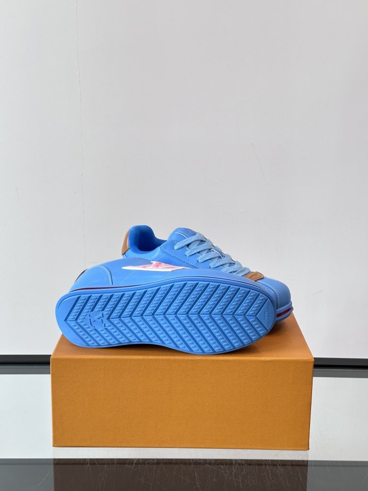 Кроссовки LV BUTTERSOFT мужские фото 9