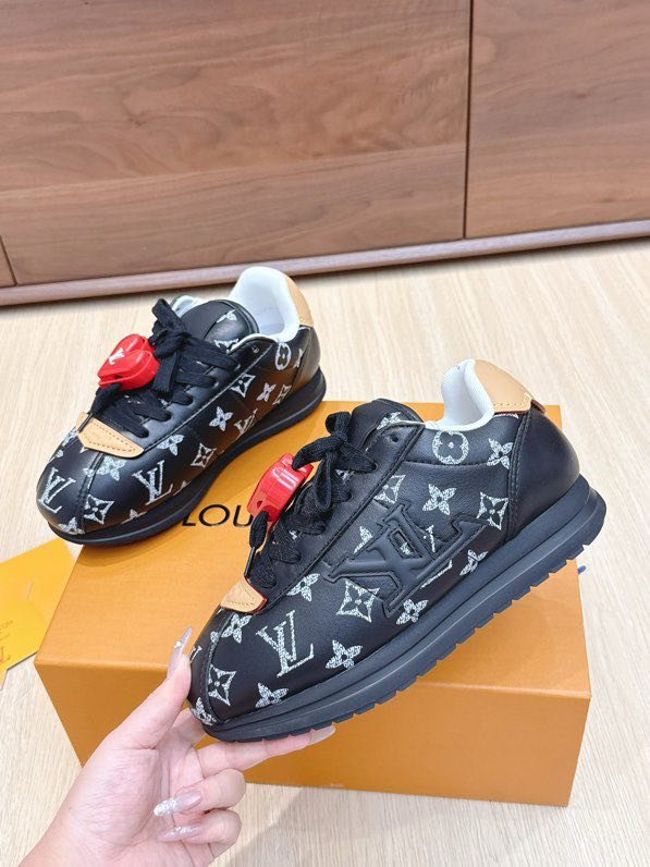 Кроссовки LV BUTTERSOFT