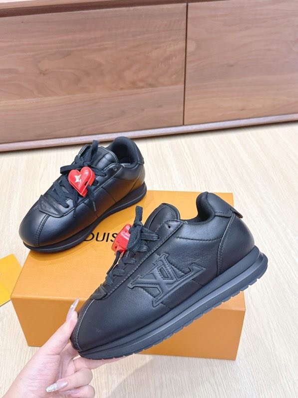 Кроссовки LV BUTTERSOFT