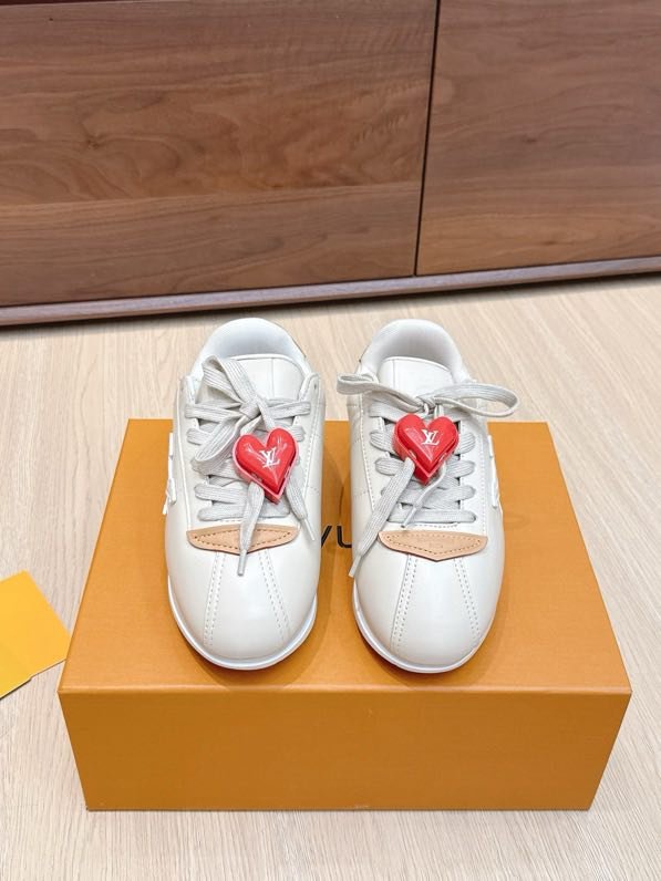 Кроссовки LV BUTTERSOFT фото 4