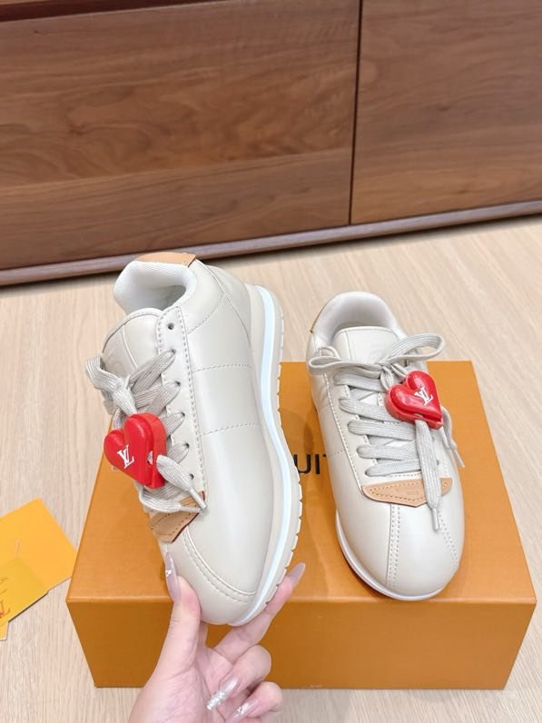 Кроссовки LV BUTTERSOFT фото 5