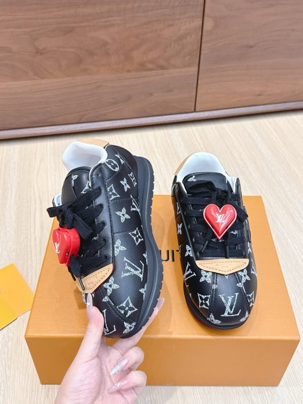 Кроссовки LV BUTTERSOFT фото 7