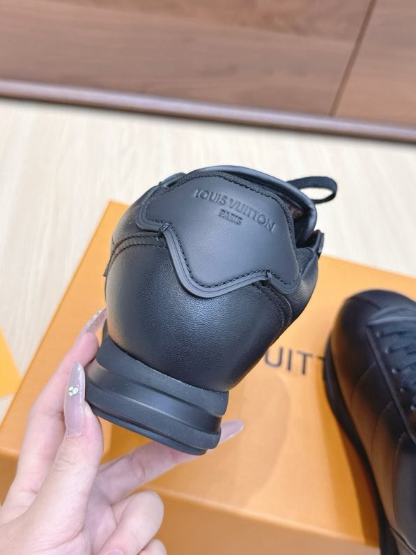 Кроссовки LV BUTTERSOFT фото 8