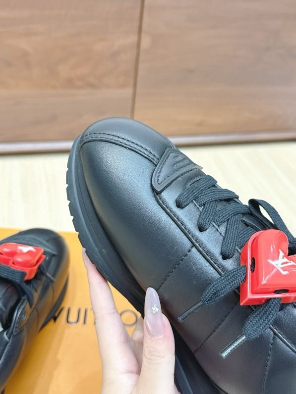 Кроссовки LV BUTTERSOFT фото 9