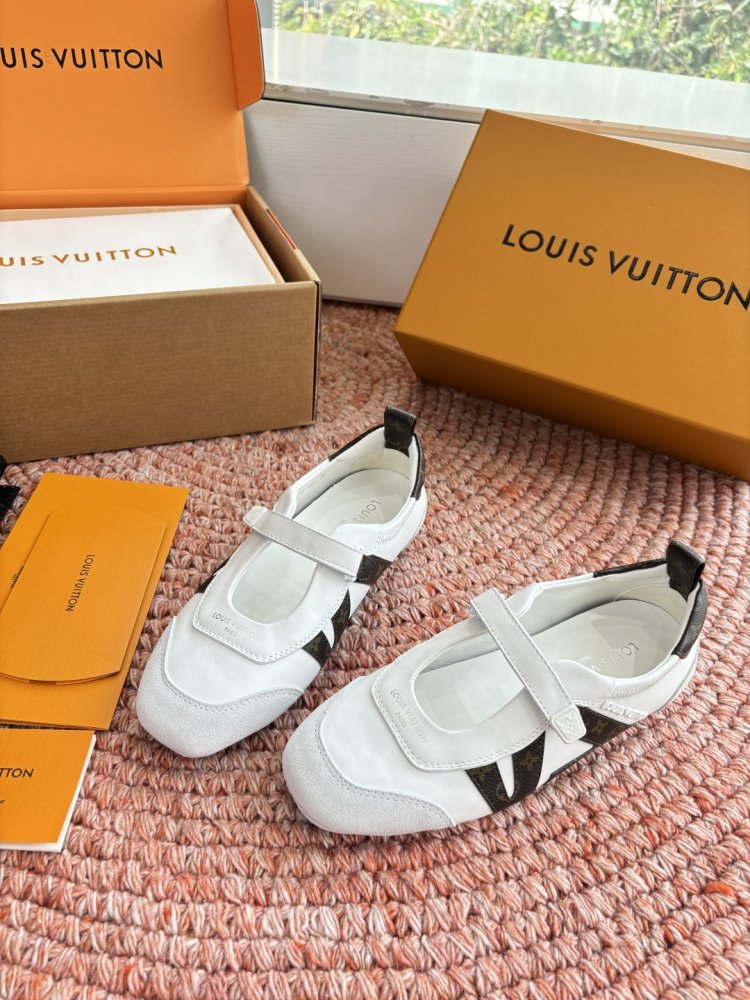 Кроссовки LV Footprint Soccer