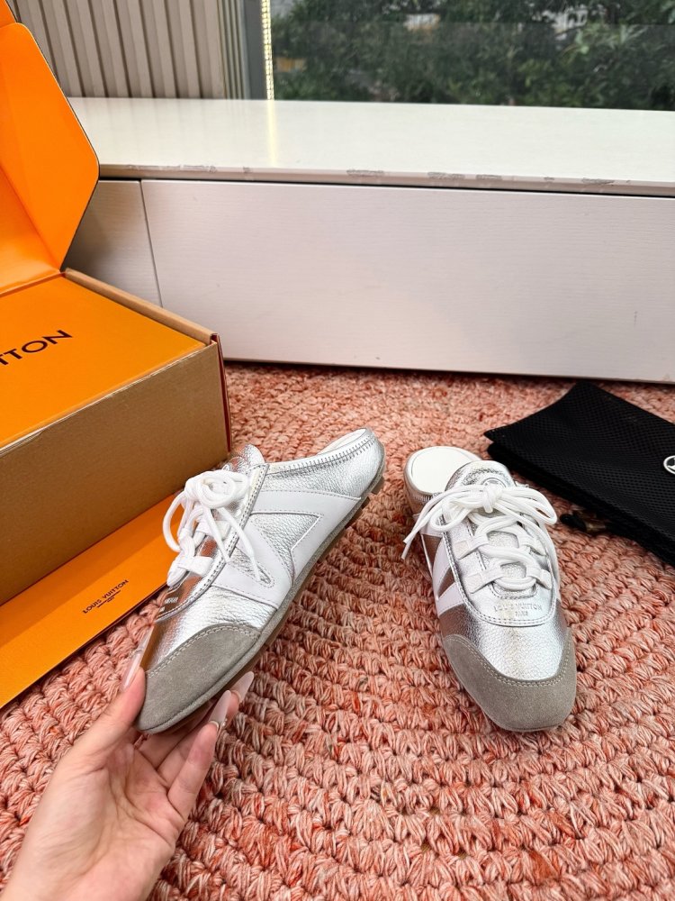 Кроссовки LV Footprint Soccer