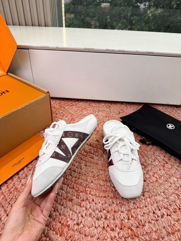 Кроссовки LV Footprint Soccer