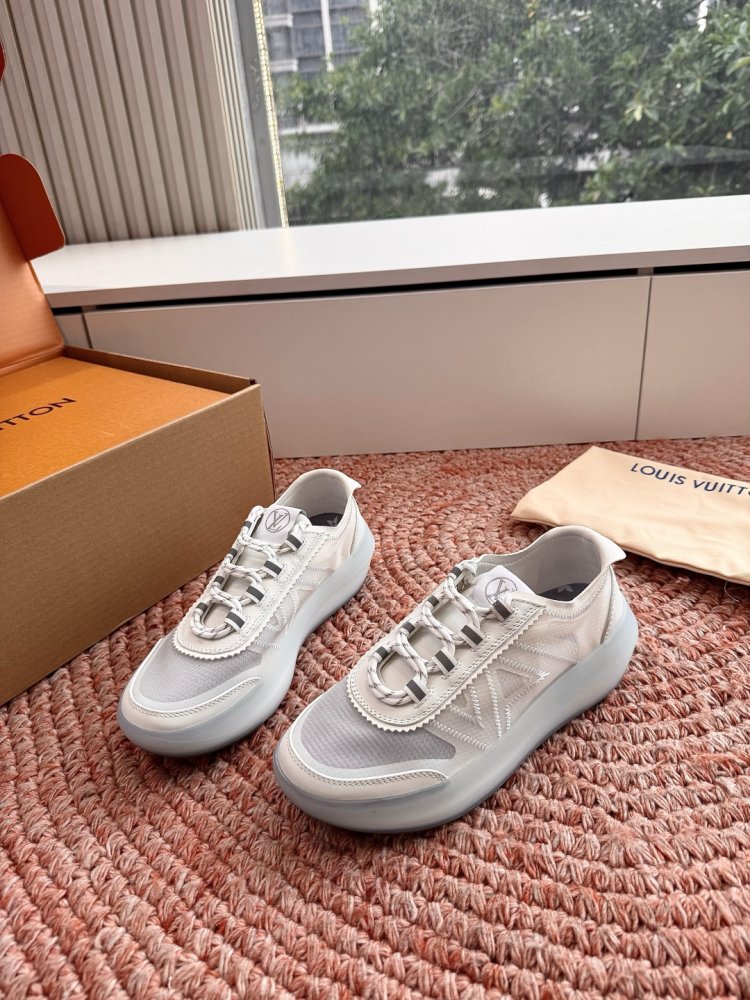 Кроссовки LV Footprint Soccer