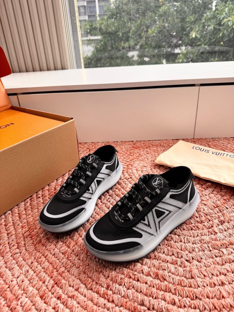 Кроссовки LV Footprint Soccer