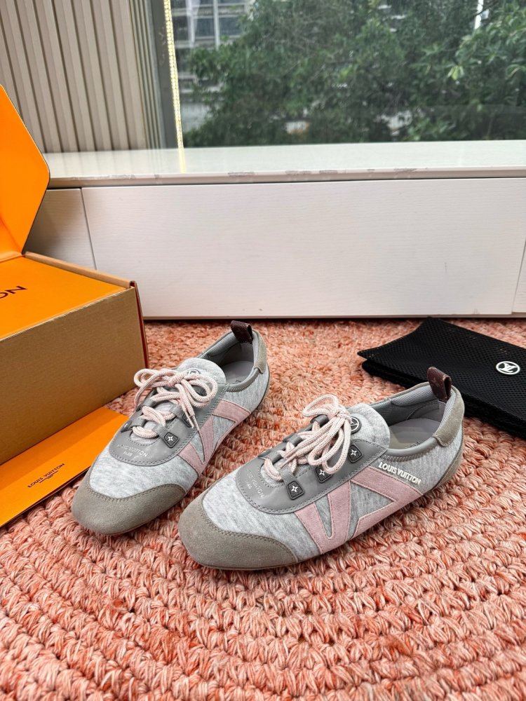 Кроссовки LV Footprint Soccer