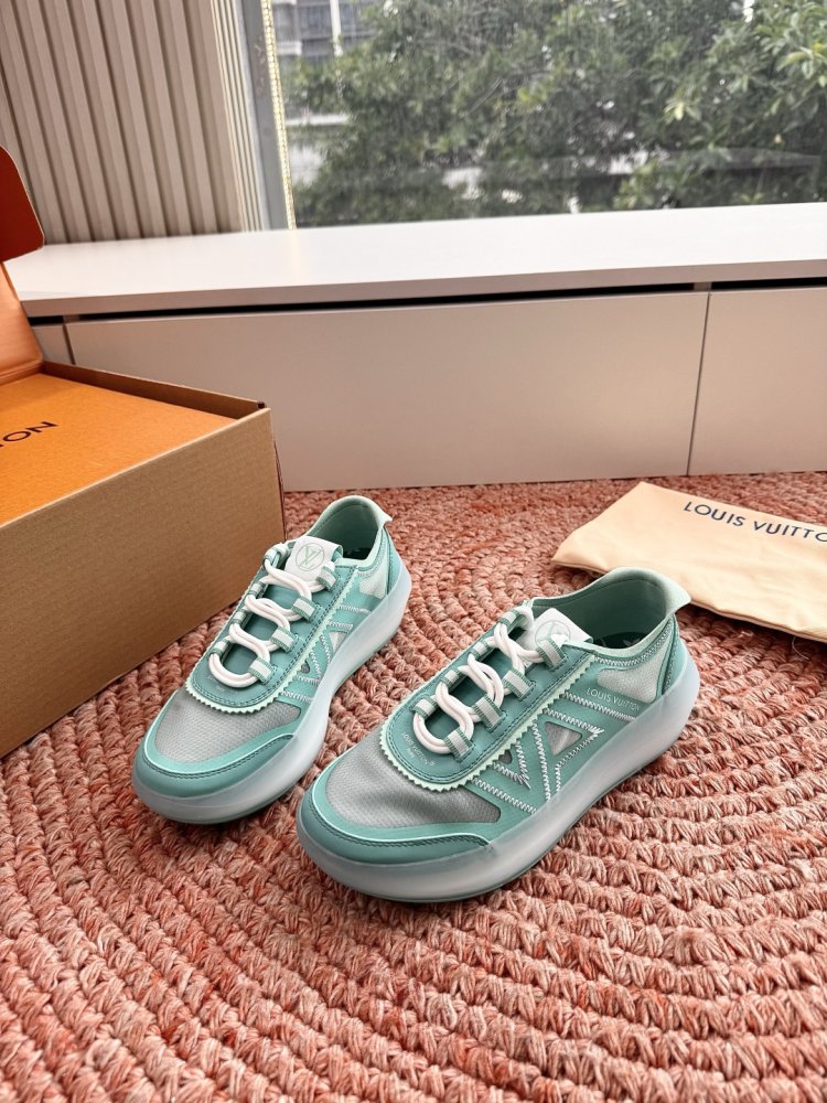 Кроссовки LV Footprint Soccer