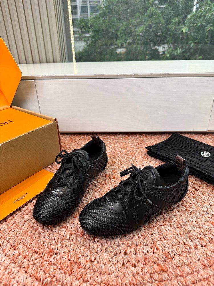 Кроссовки LV Footprint Soccer
