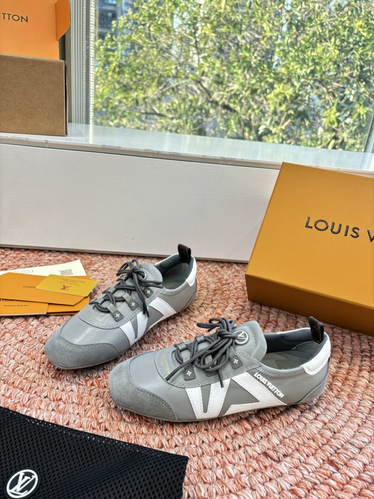 Кроссовки LV Footprint Soccer