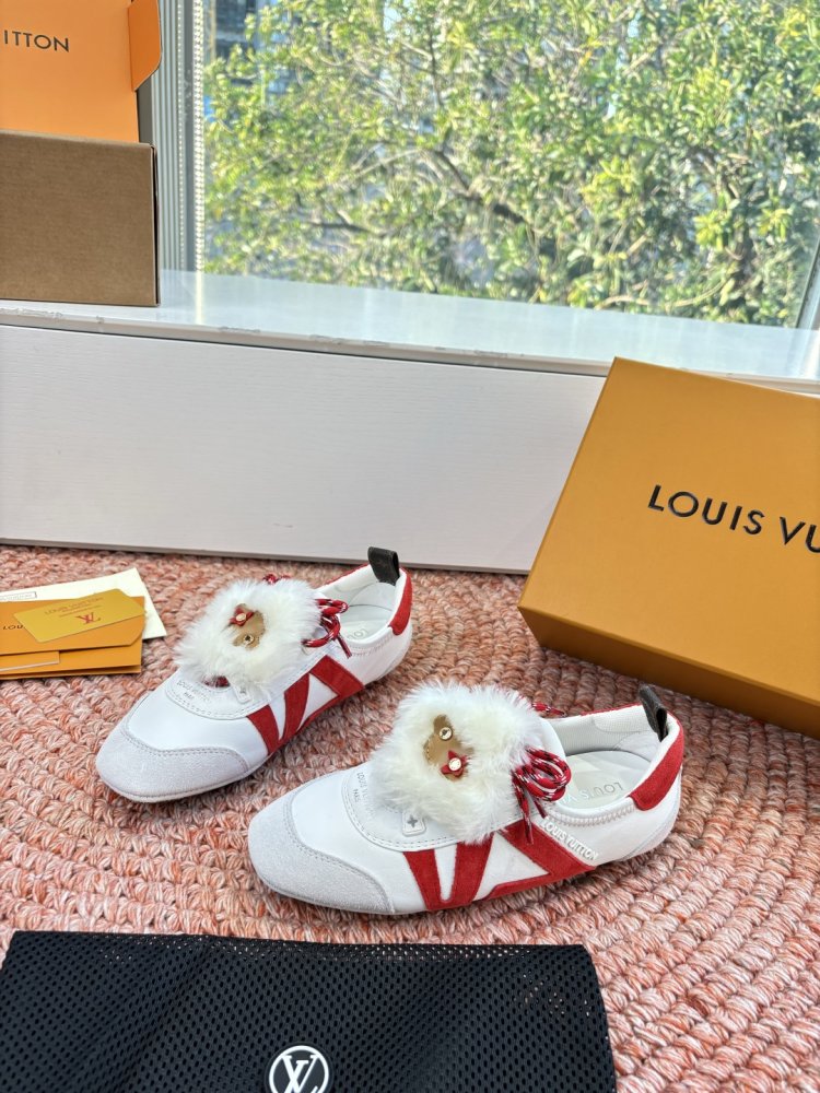 Кроссовки LV Footprint Soccer