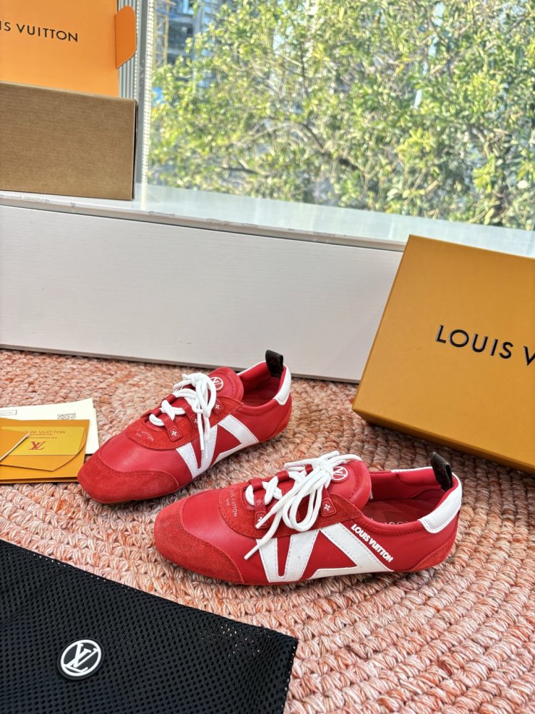 Кроссовки LV Footprint Soccer