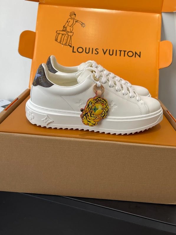 Кроссовки LV TIME OUT фото 4