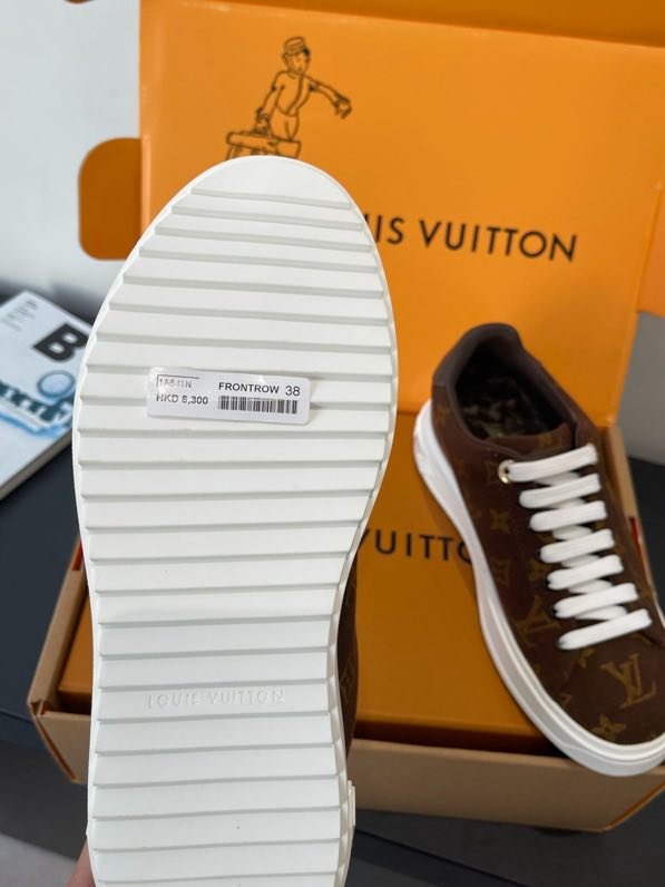 Кроссовки LV TIME OUT фото 5