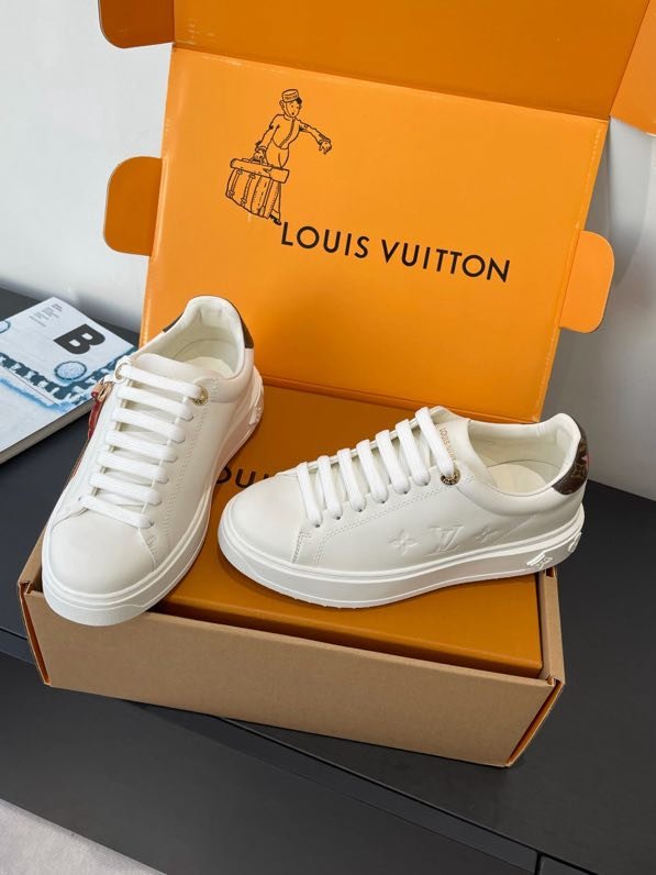 Кроссовки LV TIME OUT фото 5