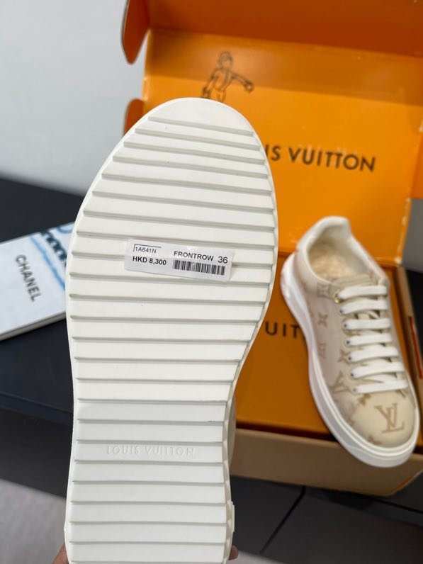 Кроссовки LV TIME OUT фото 5