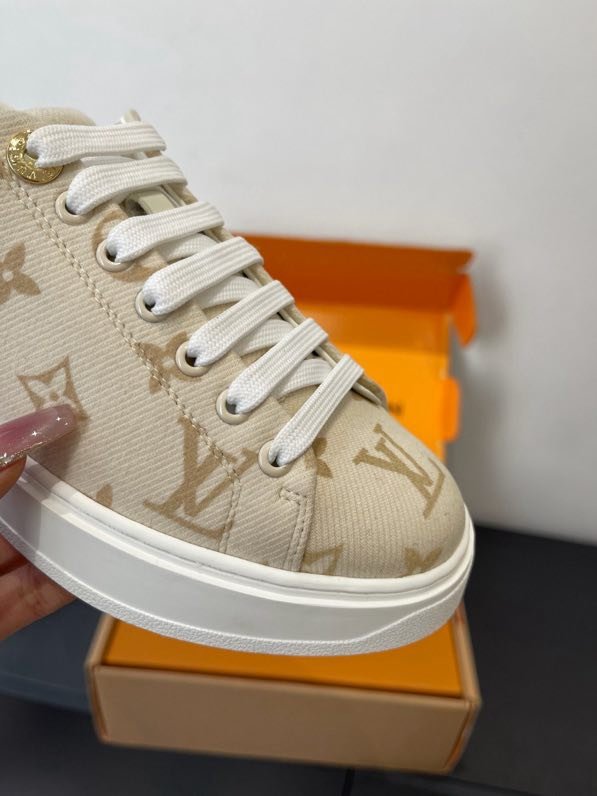 Кроссовки LV TIME OUT фото 6